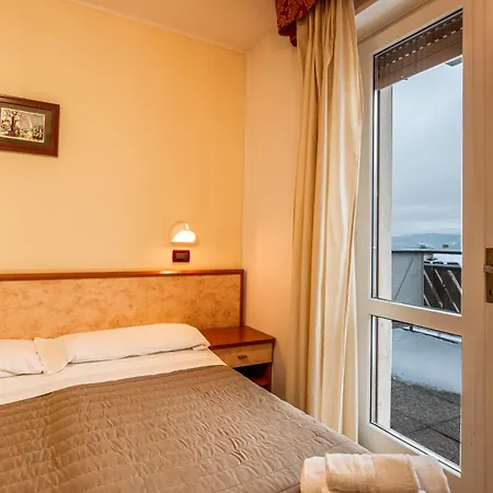 Zodiaco & Hotel 3*