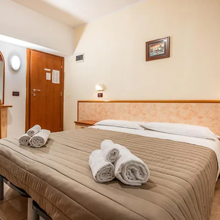 Zodiaco & Hotel Vaneze