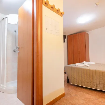 Hotel Zodiaco & 3*