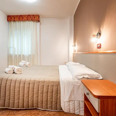 Hotel Zodiaco & Vaneze